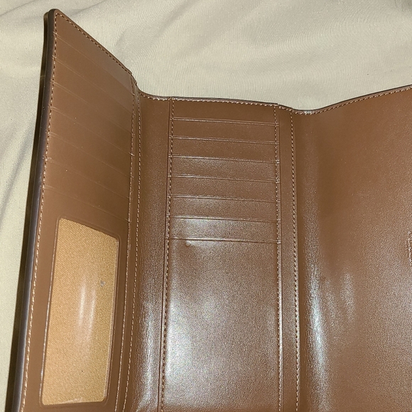 Billfold - Picture 2 of 5